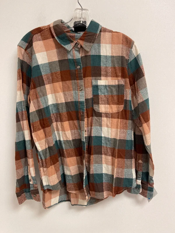Blouse Long Sleeve By Universal Thread In Plaid Pattern, Size: M